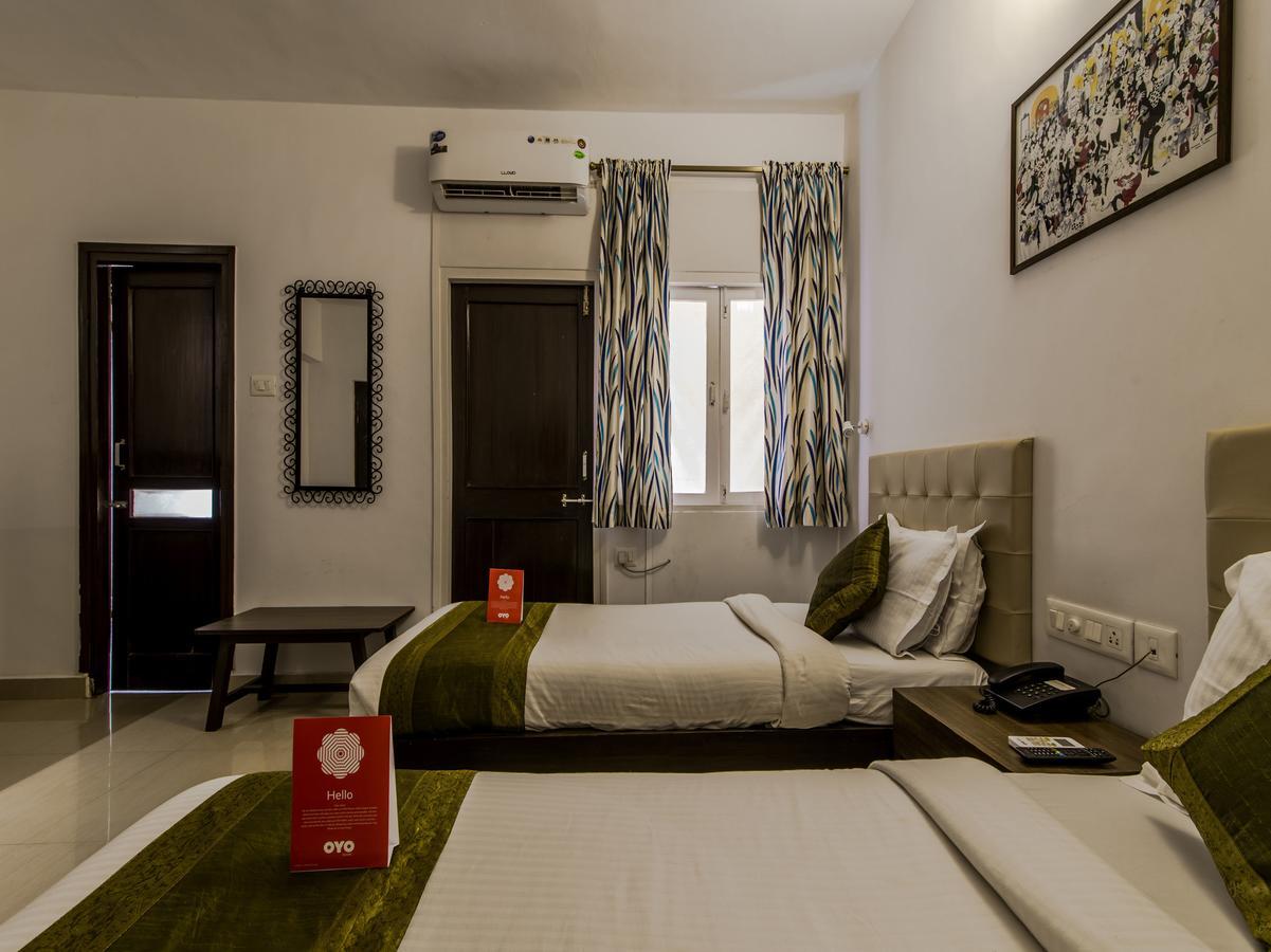 Oyo 10241 Hotel Mayfair Goa Esterno foto