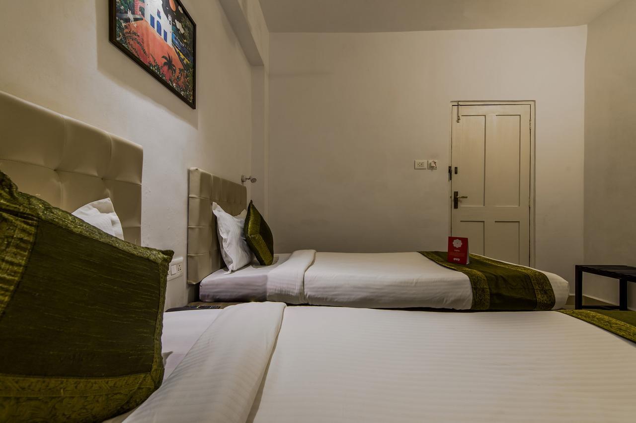 Oyo 10241 Hotel Mayfair Goa Esterno foto