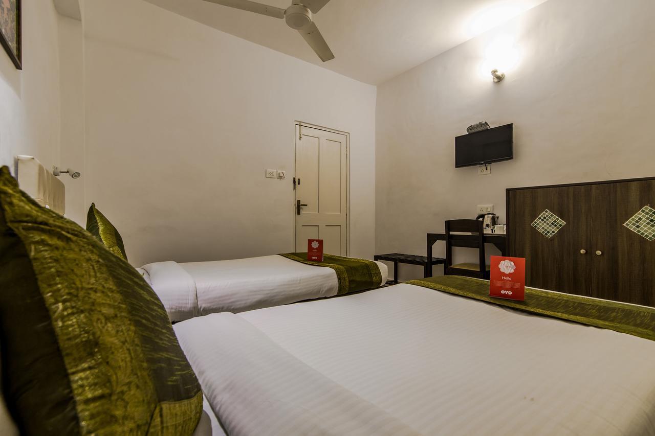 Oyo 10241 Hotel Mayfair Goa Esterno foto