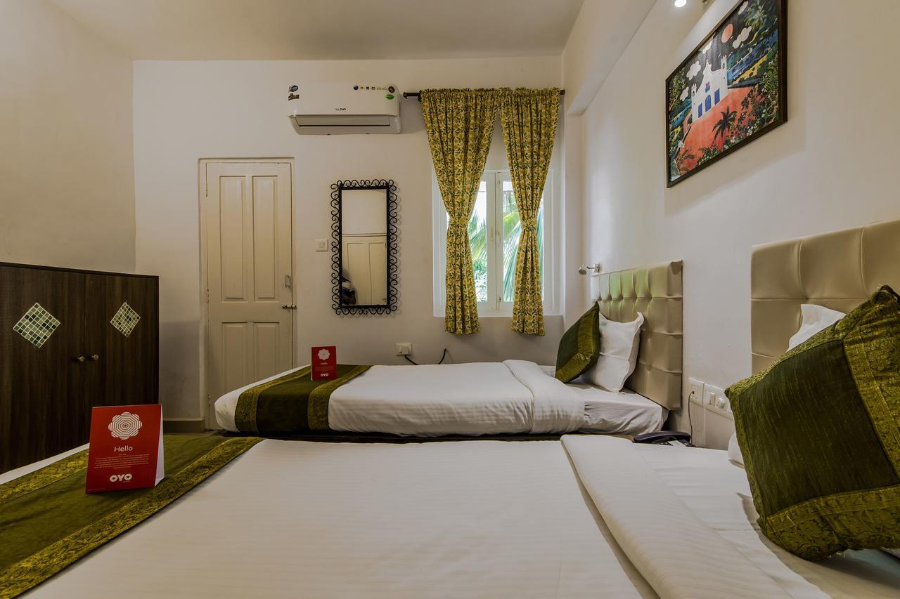 Oyo 10241 Hotel Mayfair Goa Esterno foto