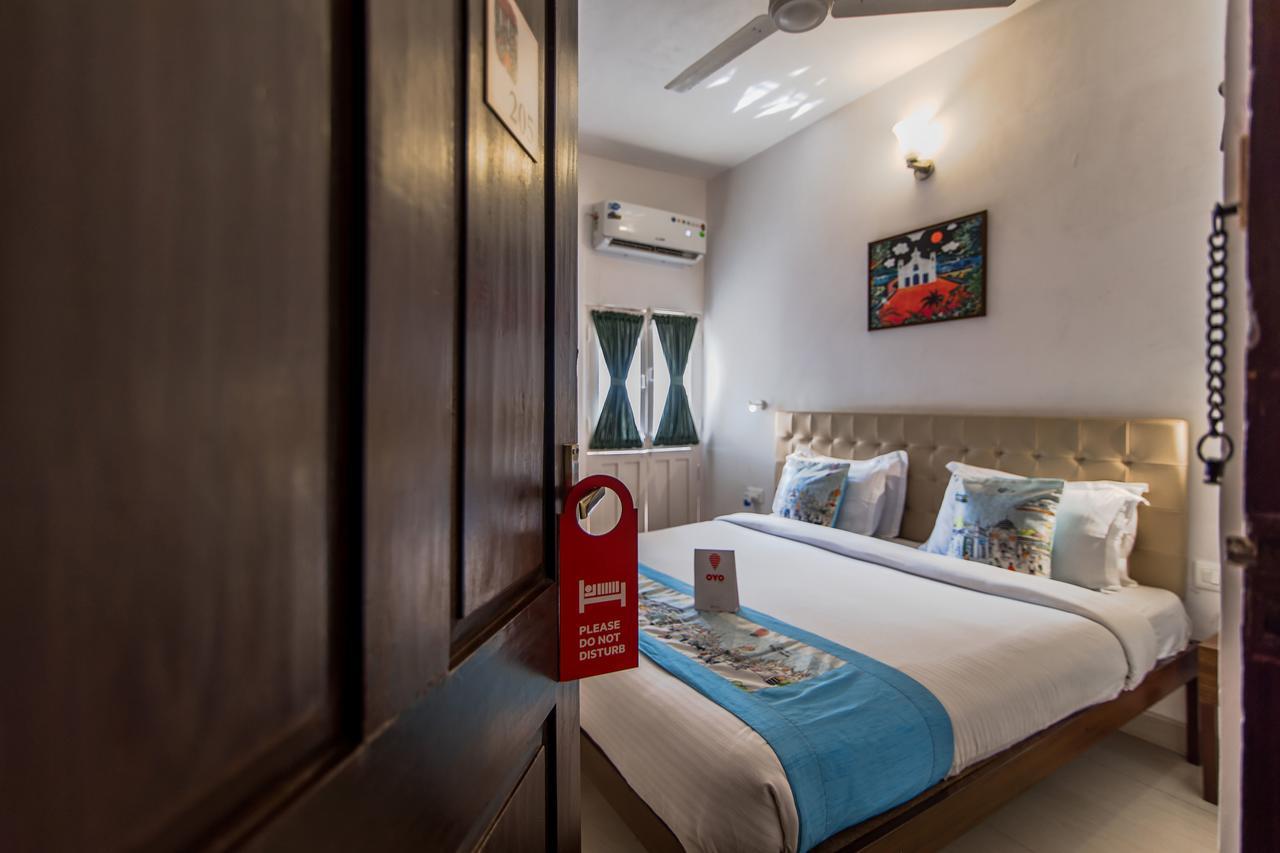 Oyo 10241 Hotel Mayfair Goa Esterno foto