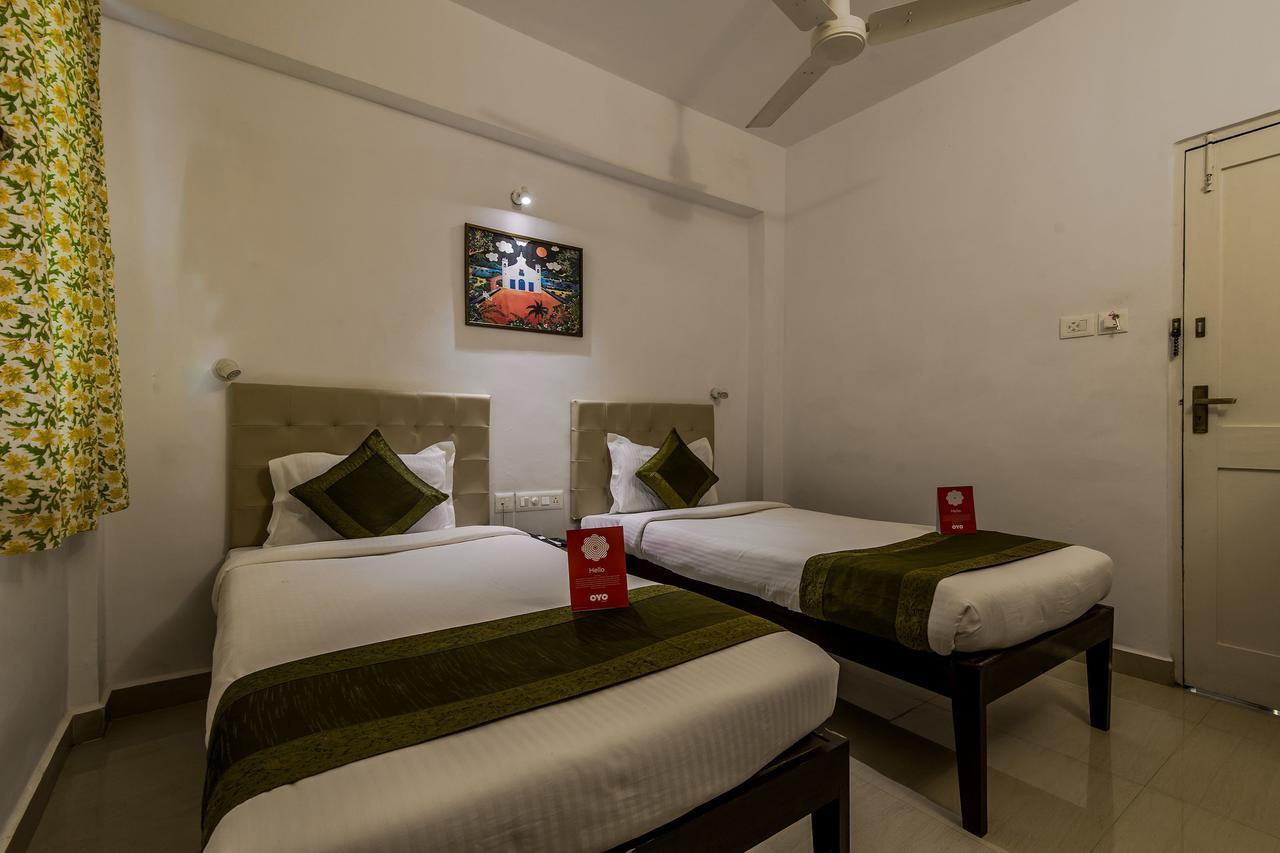 Oyo 10241 Hotel Mayfair Goa Esterno foto