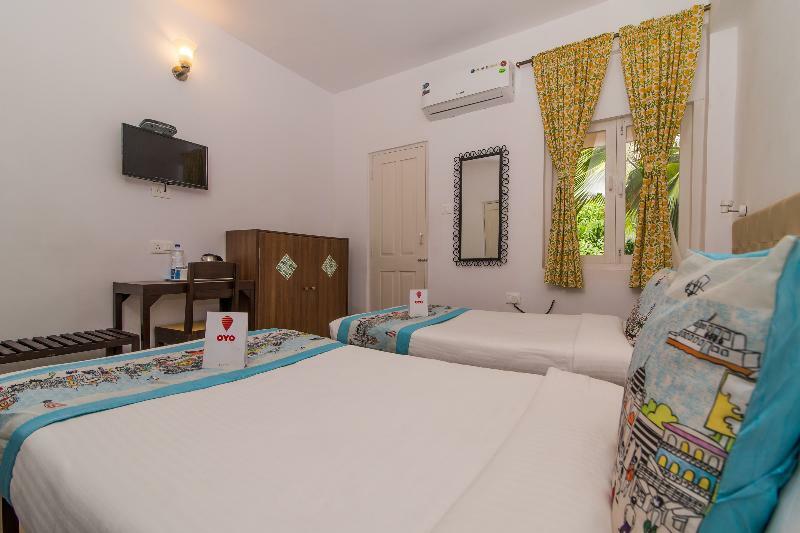 Oyo 10241 Hotel Mayfair Goa Esterno foto