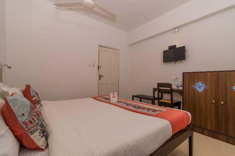 Oyo 10241 Hotel Mayfair Goa Esterno foto