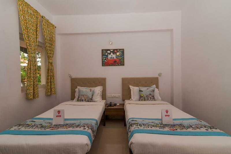 Oyo 10241 Hotel Mayfair Goa Esterno foto