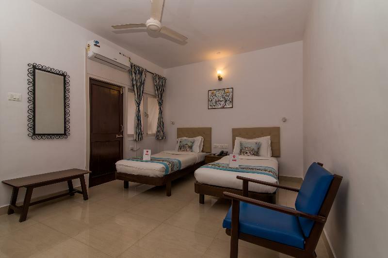 Oyo 10241 Hotel Mayfair Goa Esterno foto