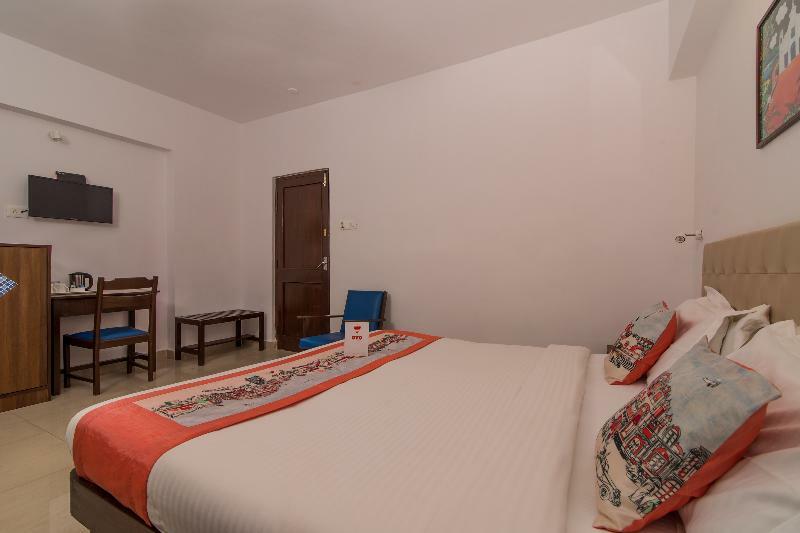 Oyo 10241 Hotel Mayfair Goa Esterno foto